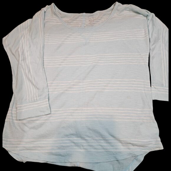 Old Navy Light Blue Striped 3/4 Sleeve Tee – Size Medium – Casual Top - Picture 2 of 5